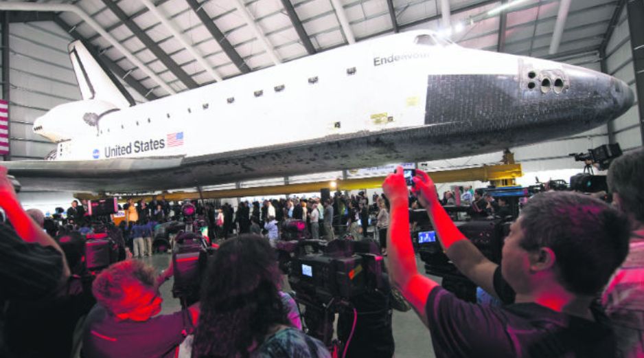 El transbordador llevó el Espacio a cuatro astronautas hispanos. REUTERS  /
