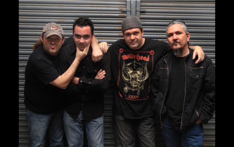 El ánimo fue subiendo conforme se fue desarrollando el show, pero la euforia comenzó al grito de ''Cuca, Cuca, Cuca''. ARCHIVO  /