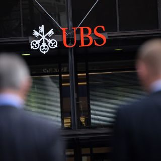 Otros bancos tienen que reducirse: Jefe de UBS
