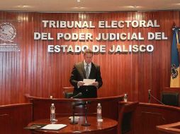 El magistrado presidente del Triejal, Jesús Reynoso, tras concluir la sesión ordinaria. ARCHIVO  /