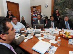 Sobre las cifras pendientes de Zapopan y Guadalajara, o dependencias que en específico que aún adeudan, no se habló mucho.  /