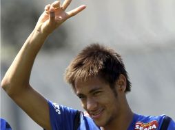 El delantero brasileño Neymar reconoció que aún no es el momento adecuado para jugar en Europa. REUTERS  /