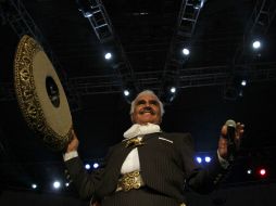 La gente que adquirió boletos para sus presentaciones podrá obtener su reembolso. ARCHIVO  /