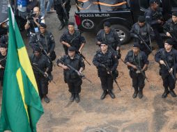 La policía descubrió el pasadizo cuando buscaban sospechosos del asesinato de un oficial en septiembre. ARCHIVO  /