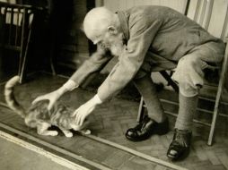 El año de 1950 muere el dramaturgo irlandés George Bernard Shaw. ARCHIVO  /
