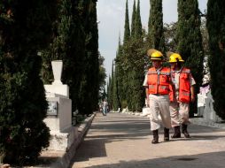 El operativo en los panteones concluirá hasta el domingo 4 de noviembre a las 19:00 horas. ARCHIVO  /