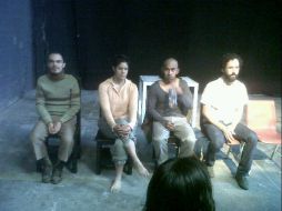 Cuatro huérfanos, una guerra y una obra de teatro que pone a meditar.  /