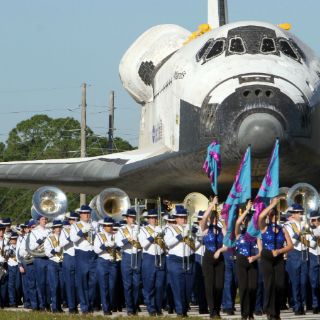 Transbordador Atlantis realiza su último recorrido
