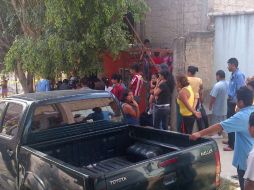 Policías municipales lograron su aprehensión en la misma escena del crimen luego de que vecinos dieran parte a las autoridades.  /