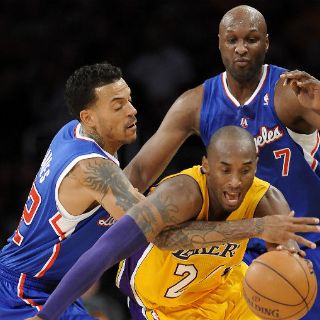 Clippers vencen a los Lakers 105-95