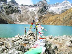 IMPRESIÓN. Los visitantes no pueden evitar la sorpresa ante los paisajes que existen en los Himalayas.  /