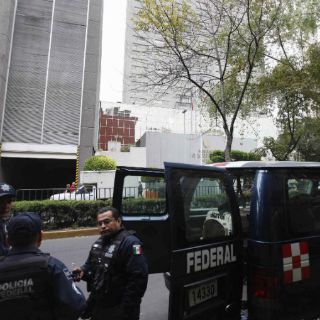 Alerta sobre precipicio fiscal en Estados Unidos