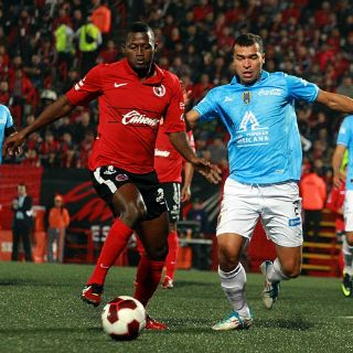 Xolos mantiene invicto al empatar con San Luis