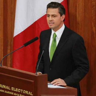 Peña Nieto descarta desaparición del IMSS en su gobierno