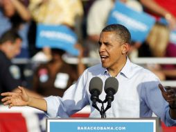 Según un colaborador, las encuestas internas dan a Obama el 73% de votos latinos. EFE  /