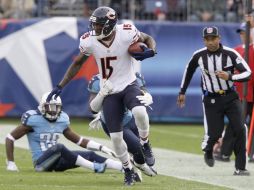 Brandon Marshall (15) fue el objetivo de los pases de Cutler en el partido. AP  /