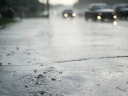 Hidrocreto, un aditivo para fabricar pavimento poroso que permite la infiltración del agua de lluvia. ID  /