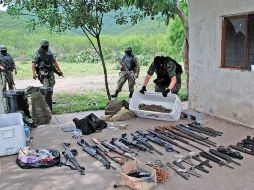 Los tres hombres fueron capturador el sábado. ARCHIVO  /