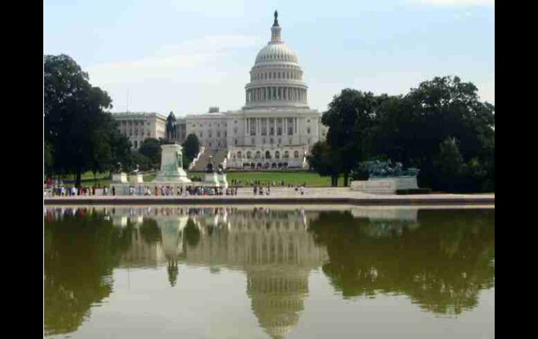 La Fundéu BBVA desaconseja el empleo de las siglas en inglés ''USA'' (''United States of America'') y 'US' ('United States'). ARCHIVO  /