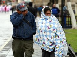El IMSS señala que los meses críticos para las afecciones respiratorias abarcan de diciembre a febrero. ARCHIVO  /
