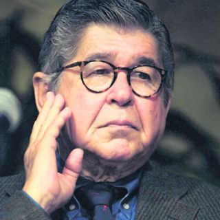 Quienes me critican son de ultra derecha: Bryce Echenique