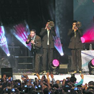 Cierran a tambor batiente las Fiestas de Octubre