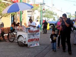 Son alrededor de 108 comercios los que tienen permiso para instalarse en la zona del Centro de Tonalá.  /