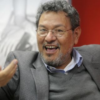 Lo más inteligente sería hacer una tregua en México: Élmer Mendoza