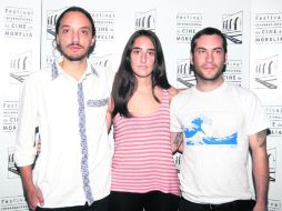 Rubén Ímaz, Yulene Olaizola y Diego García debieron ajustar su presupuesto y hacer gala de creatividad para echar a andar este proyecto  /