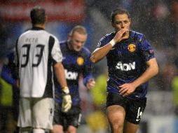 Javier 'Chicharito' Hernandez vuelve a jugar con los Red Devils y se hace presente con un gol. AFP  /