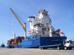 Se registra baja en la exportación manufacturera. ARCHIVO  /