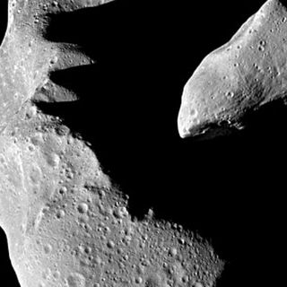 Científicos estudian asteroide durante paso cercano a la Tierra