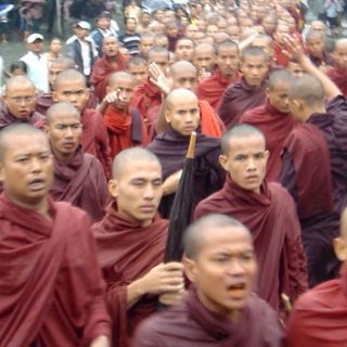 Cinco tibetanos tratan de quemarse a lo bonzo en protesta