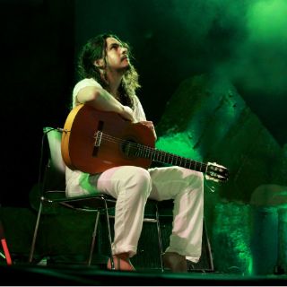 Paco Rentería presenta concierto a beneficio del Club del Libro