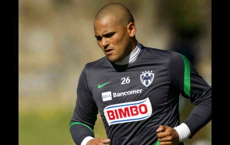 Suazo firmó un doblete en el 2-2 del Monterrey con el Toluca. ARCHIVO  /