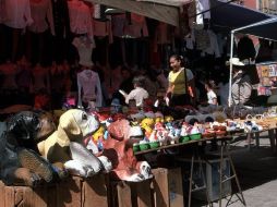 El tianguis artesanal de Tonalá es parte del proyecto del fomento a dicha actividad tradicional del municipio. ARCHIVO  /