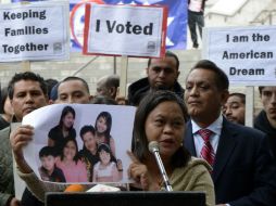 Argumentan que quieren mantener a sus familias juntas. EFE  /