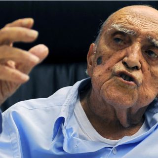 Óscar Niemeyer es transferido a Unidad de Cuidados Intermedios