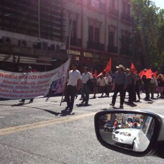 Marcha de antorchistas generan congestionamiento vial