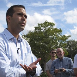 Buscará heredero de dinastía Bush cargo de elección popular