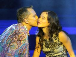 Estuvo acompañado por Ximena Sariñana y Ana Torroja, grandes sorpresas de la noche. NTX  /