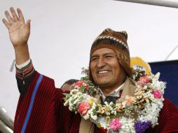 El presidente boliviano, Evo Morales, usando un pocoho tradicional. AP  /