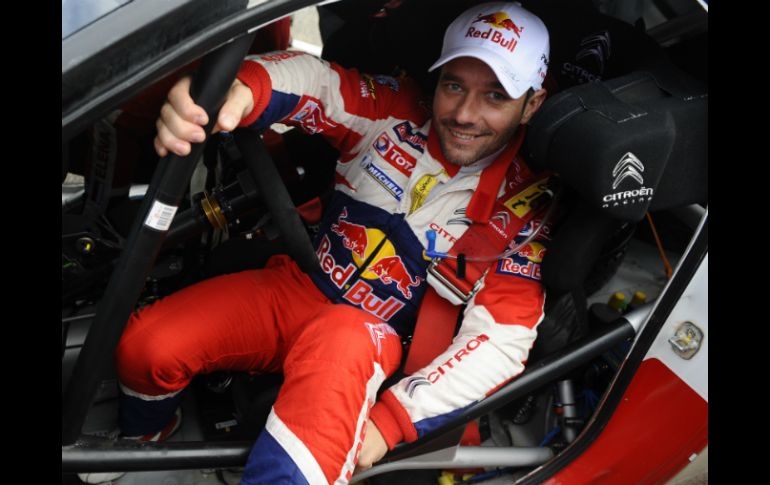Loeb se sitúa como máximo aspirante a la victoria tras haber alcanzado el liderato en el segundo tramo del día (El Priorat 1). AP  /