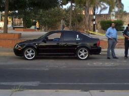 Al llegar, los municipales y paramédicos encontraron muerto a un sujeto de aproximadamente 25 años de edad.  /