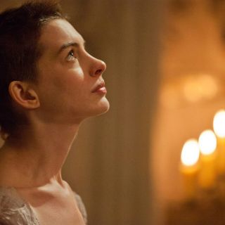 Anne Hathaway alista el estreno de ''Los miserables''