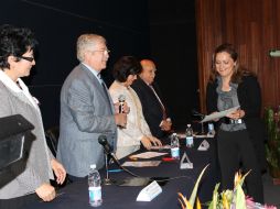 Se entregaron dos premios de $25 mil pesos cada uno. ID  /