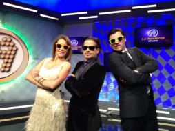 Público, jurado, conductores, maestros y el director Chacho Gaytán, realizaron el ya famoso paso del caballo. ESPECIAL TWITTER  /