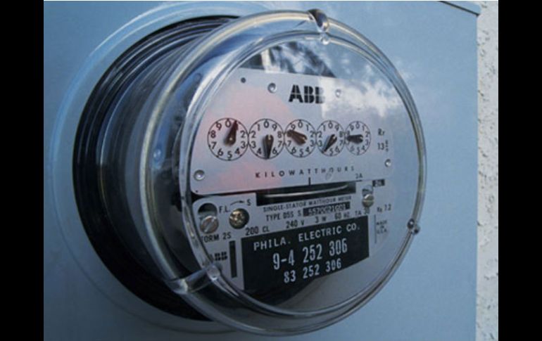 Un ejemplo podría ser: Hubo una pequeña digresión sobre el consumo eléctrico. ARCHIVO  /