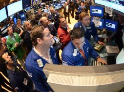 Wall Street se recupera junto a economía china. AP  /