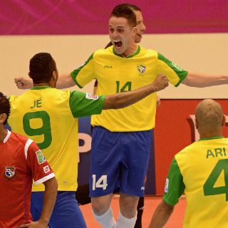 Brasil aplasta 16-0 a Panamá en Futsal